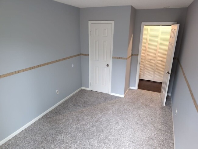 Building Photo - 1207 Haig Cir