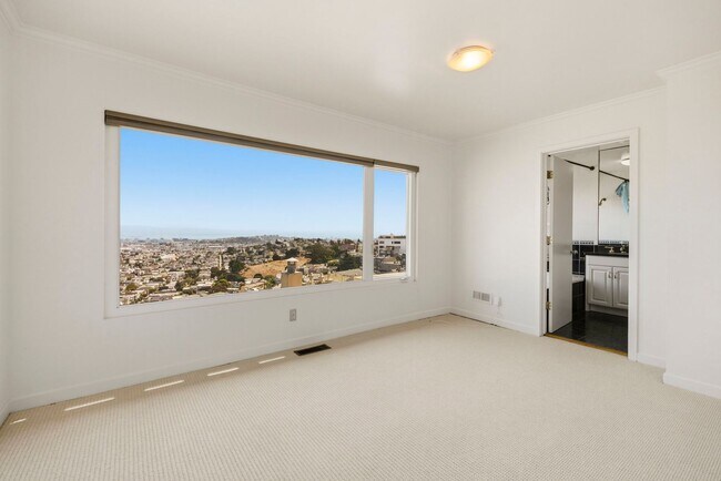 Building Photo - 45 Graystone Terrace