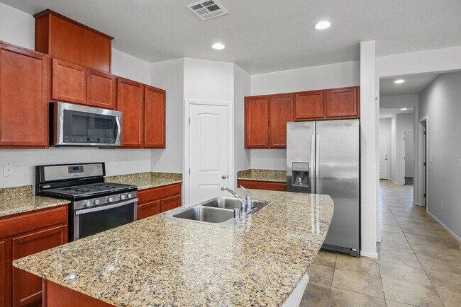 Building Photo - "Charming 3-Bed Oasis with 2 Baths in North Las Vegas – Spacious 1741 Sq Ft!"