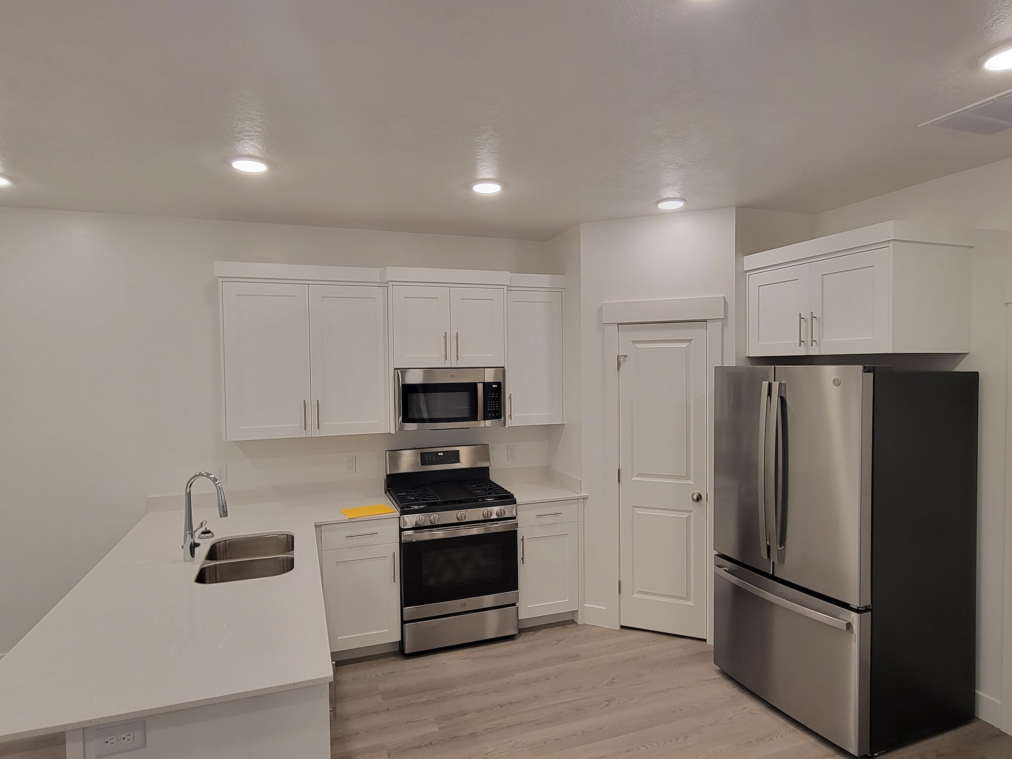 Kitchen - 3155 S 350 W
