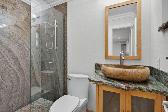 Building Photo - 2757 NE 29th Ave