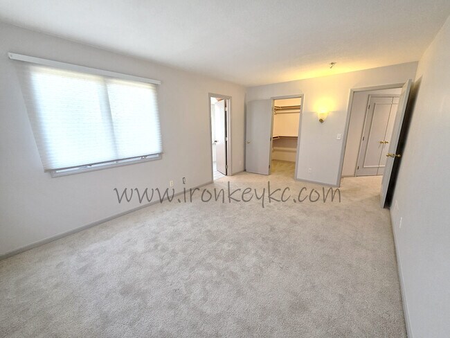 Building Photo - 14112 Windsor St