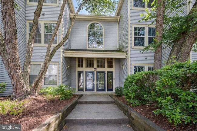 Building Photo - 103 Sequoia Ct