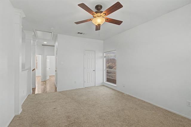 Building Photo - 6920 Willow Crest Dr