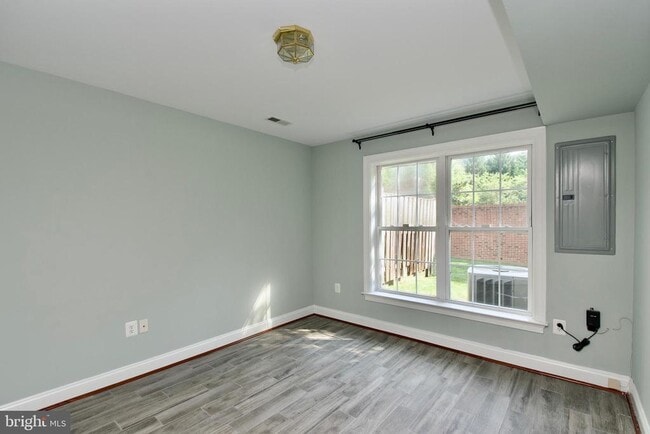Building Photo - 6411 Velliety Ln