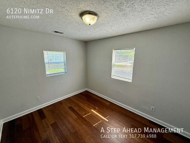 Building Photo - 6120 Nimitz Dr