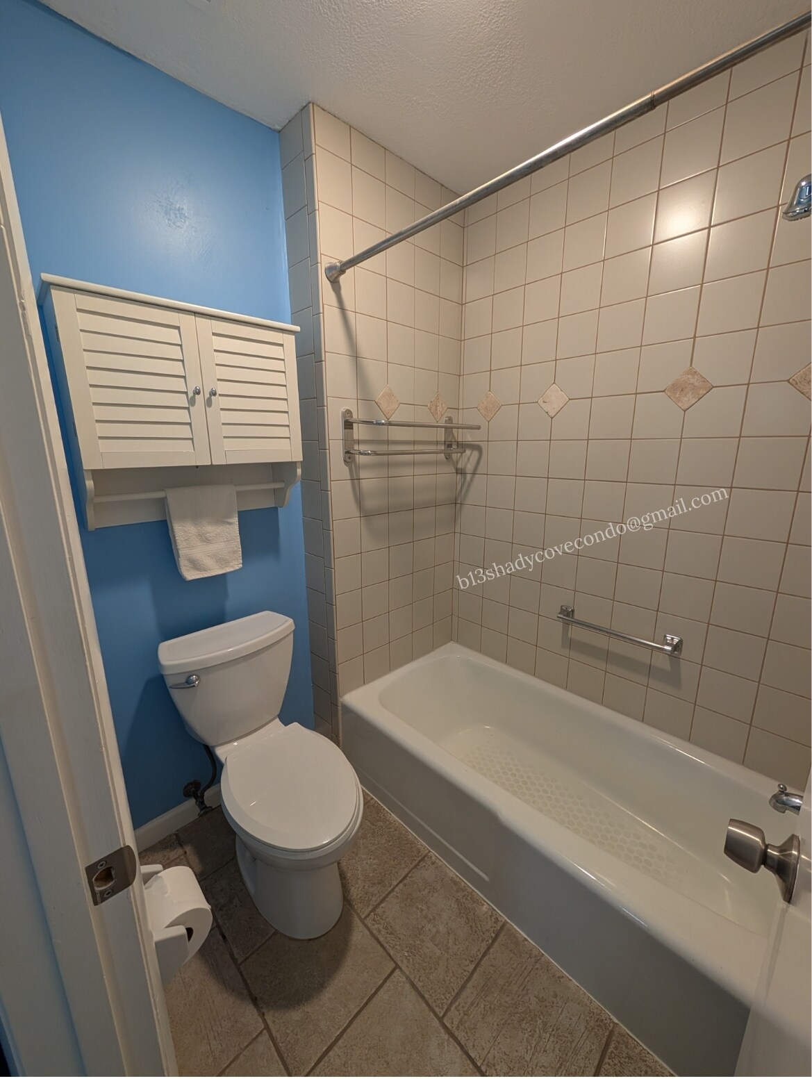 Building Photo - 5568 La Moya Ave