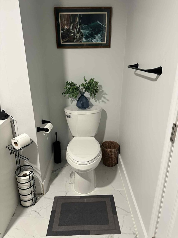 Building Photo - 134 School St