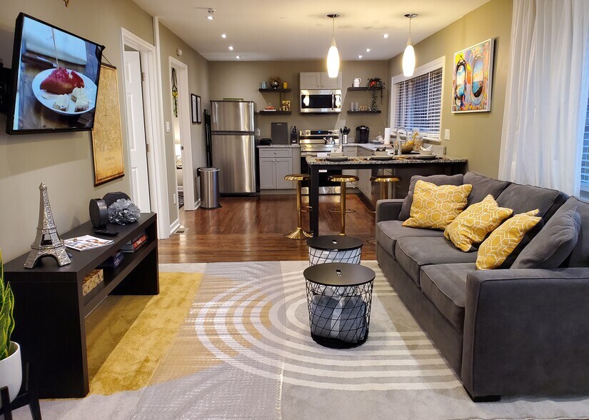 Open plan living, kitchen, & dining room - 3453 Pierce St