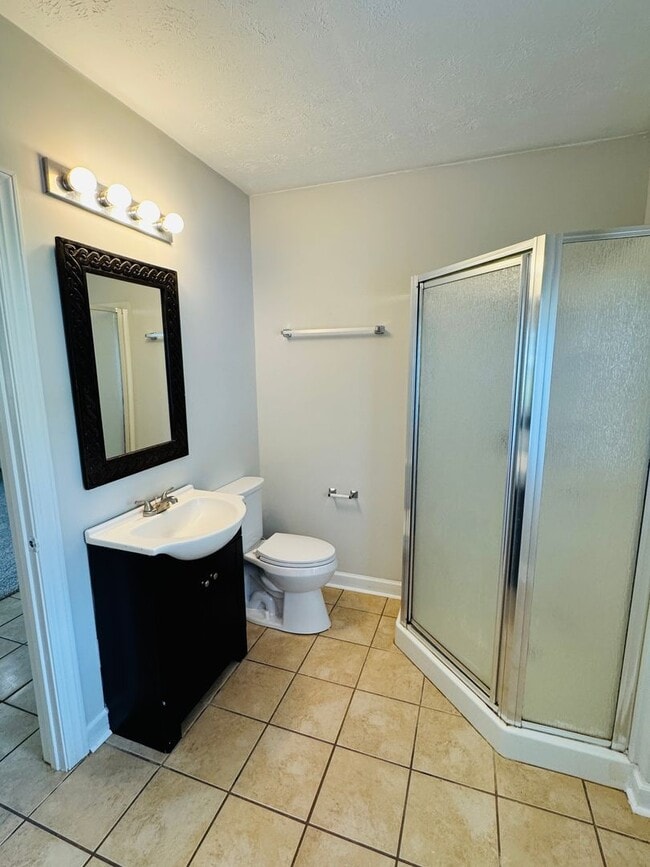 Building Photo - Paradise in Tallassee