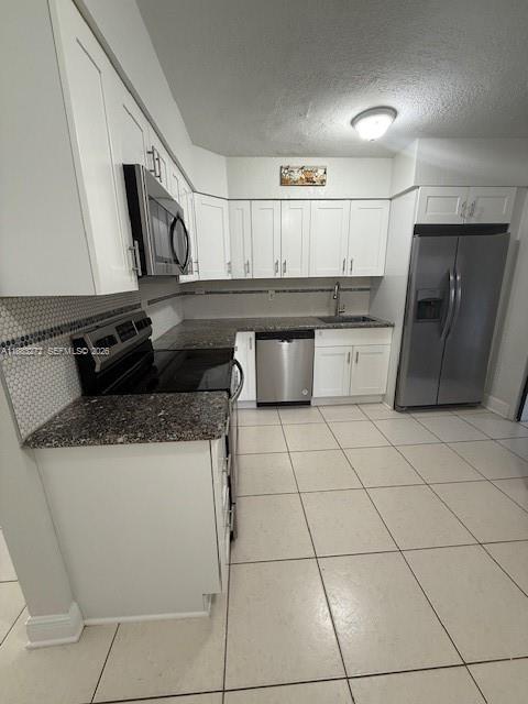 Building Photo - 13300 NE 10th Ave