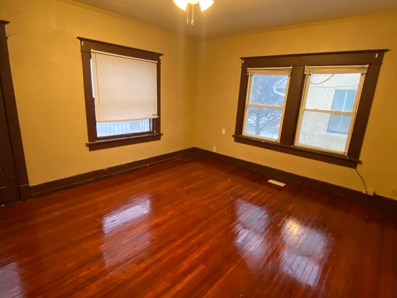 Living Room - 313 S 3rd St