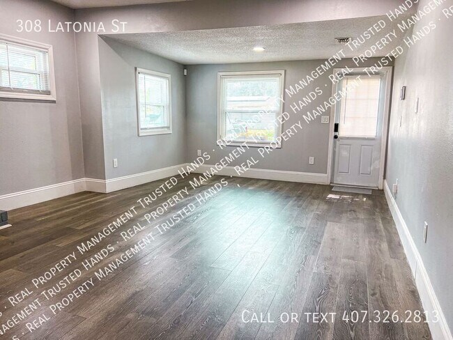 Building Photo - 308 S Latonia St