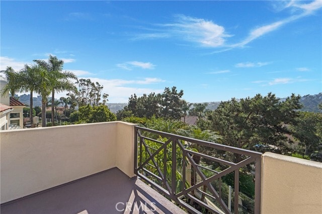 Building Photo - 9 Siena