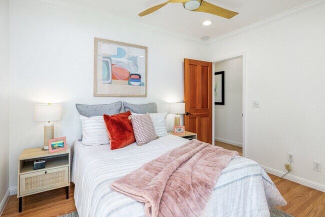 Building Photo - Wonderful Rockridge Home for Lease