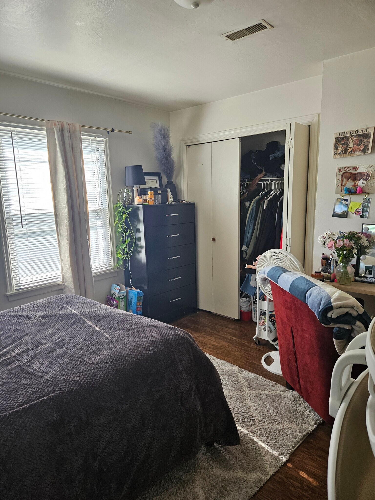 Bedroom 3a - 329 W Benton St