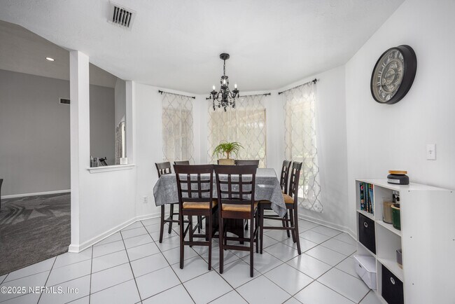 Building Photo - 2388 Halperns Way