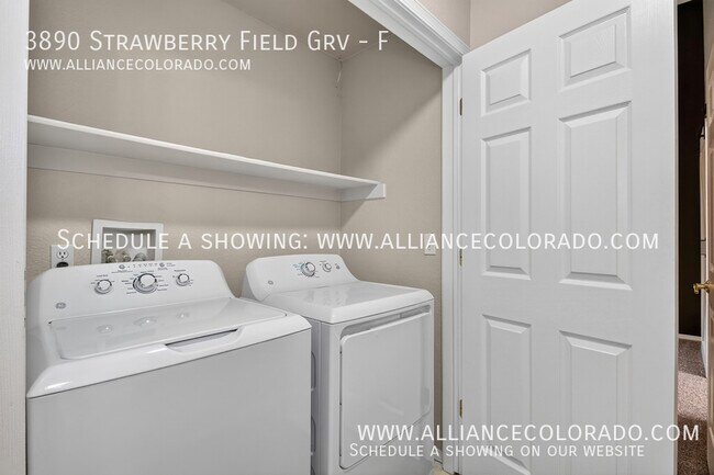 Building Photo - 3890 Strawberry Field Grove