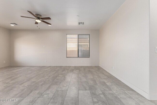 Building Photo - 5665 W Laurie Ln