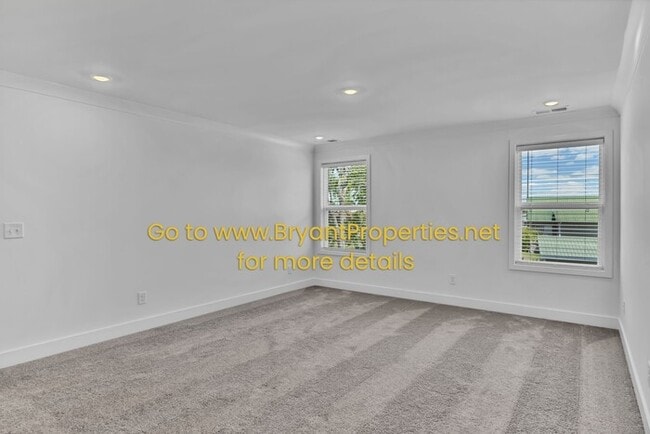 Building Photo - Gallatin - New 5-bedroom, 4-Baths
