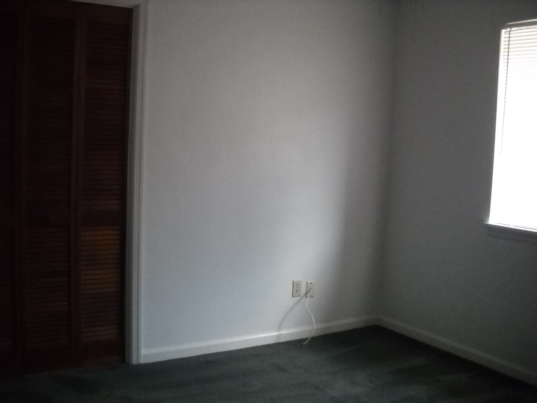 Comfortable bedrooms & Roomy Closets - 3751 Donovan Dr