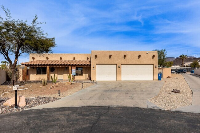 Building Photo - 3921 Aloha Ln