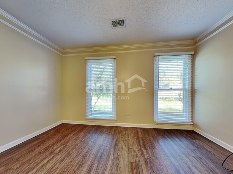 Building Photo - 2366 Carrol Ridge Ln