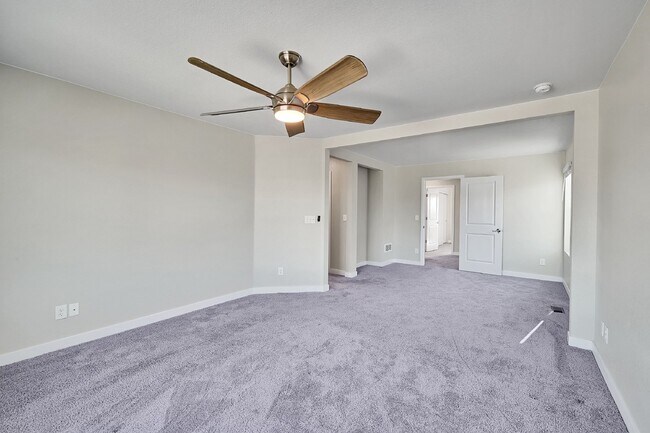 Building Photo - $3,340.95 - 5 Bed, 3 Bath Home in Thornton with Cozy Fireplace and Fenced-in Yard