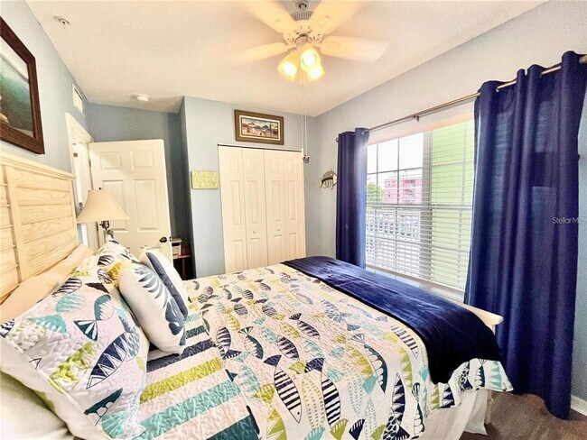Building Photo - 2121 Heron Lake Dr