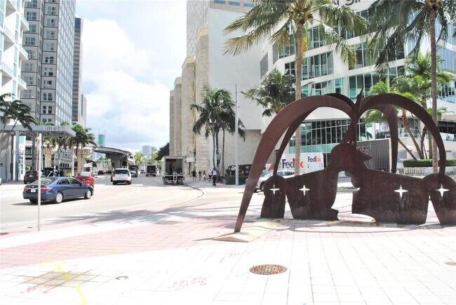Building Photo - 300 S Biscayne Blvd