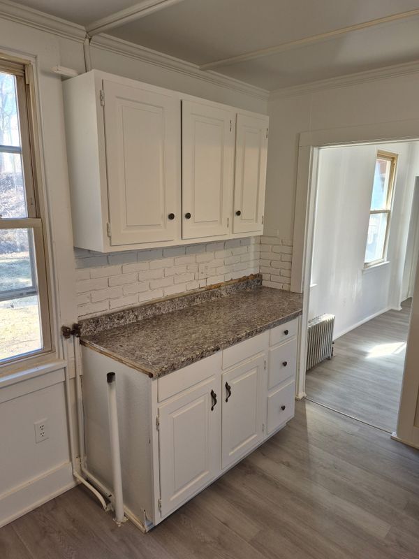 Building Photo - 98 Columbia St