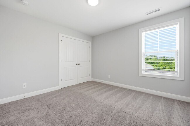Building Photo - Like new single family home in Cameron, NC!