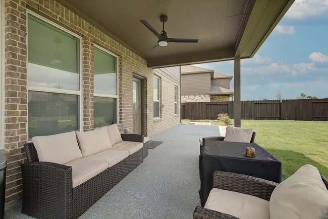 Building Photo - 2319 Gentle Breeze Ln