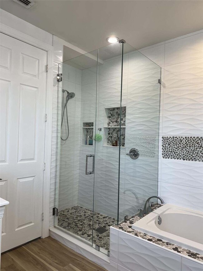 Building Photo - 2001 Coral Heights Blvd