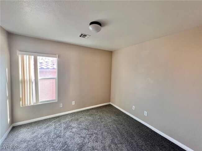 Building Photo - 11613 Grotta Azzurra Ave