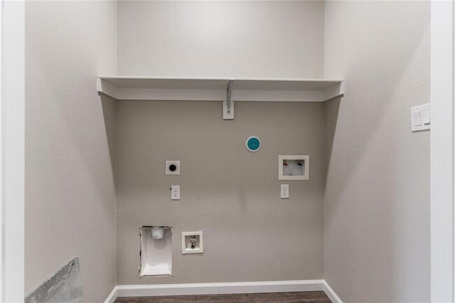 Building Photo - 10309 Teneha Dr