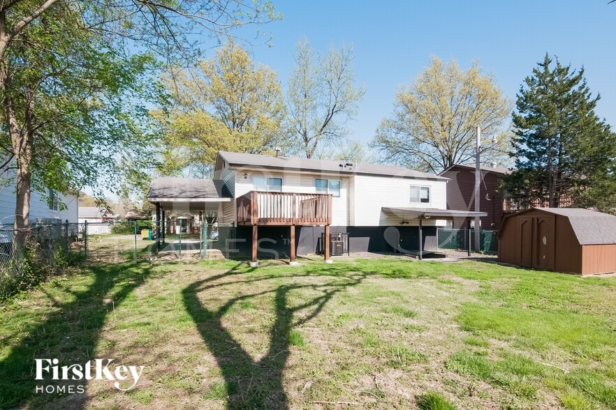 Building Photo - 9553 Winkler Dr