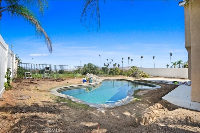 Building Photo - 1253 Taft Ln