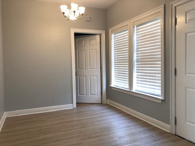 Building Photo - 580 Peyton Dr