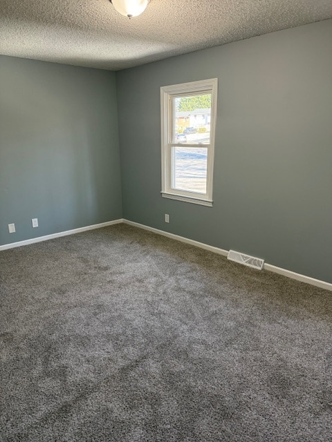 Building Photo - 116 Pine Creek Court Ext