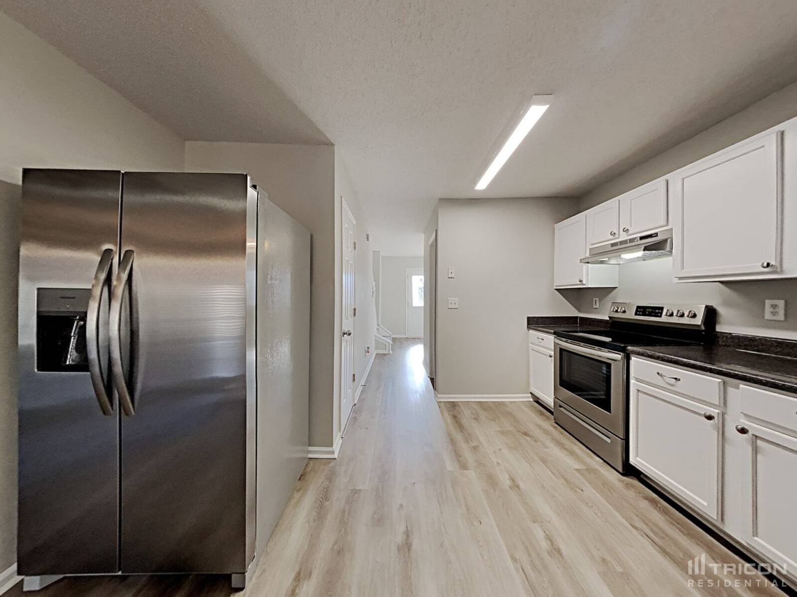 Building Photo - 869 Kendall Park Dr