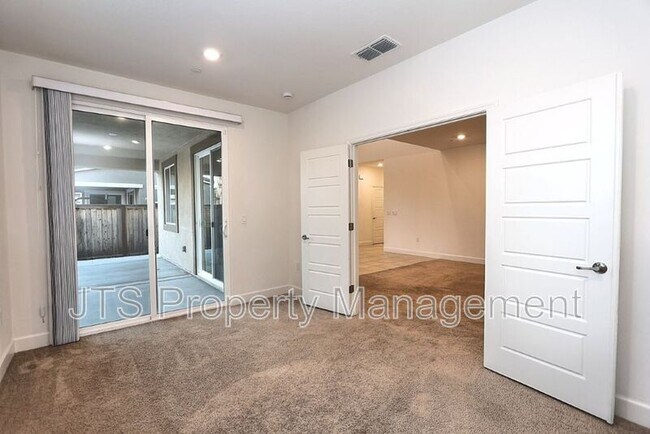 Building Photo - 3606 Nuestra Ave