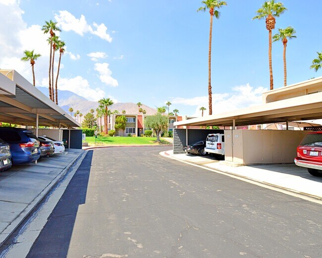 Building Photo - 2230 N Indian Canyon Dr