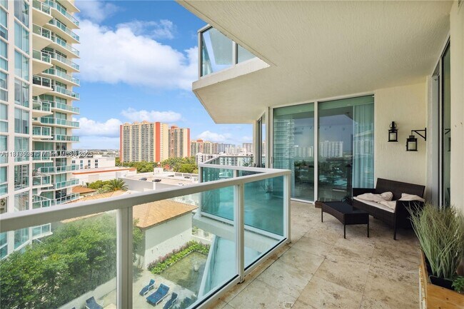 Building Photo - 200 Sunny Isles Blvd