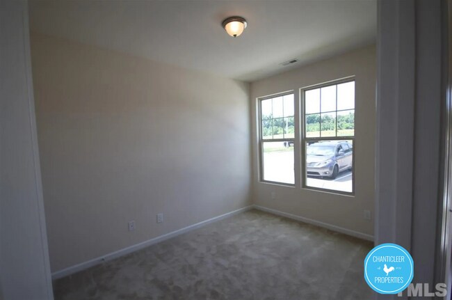 Building Photo - 2219 Sunny Cove Dr