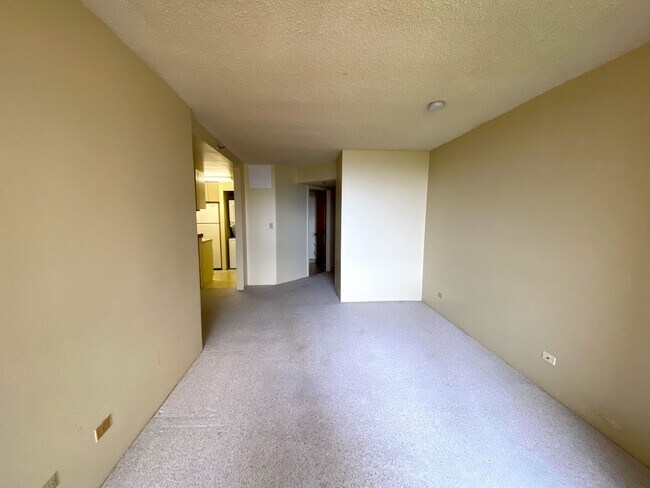 Building Photo - 504YAS