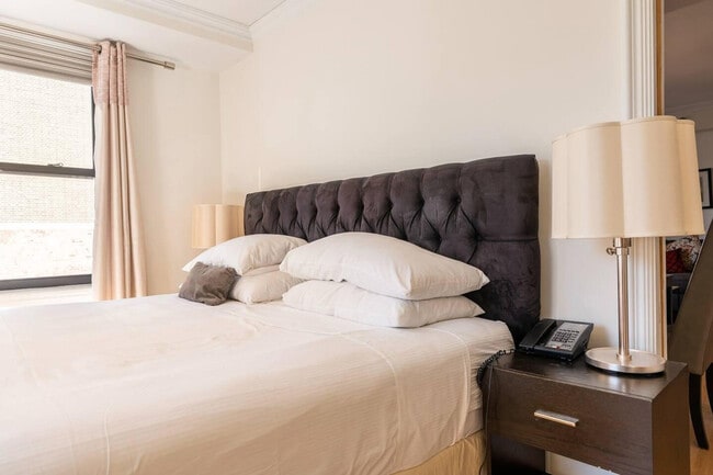 Building Photo - 201 W 58th St