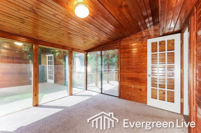 Building Photo - 9133 E 90 Terrace