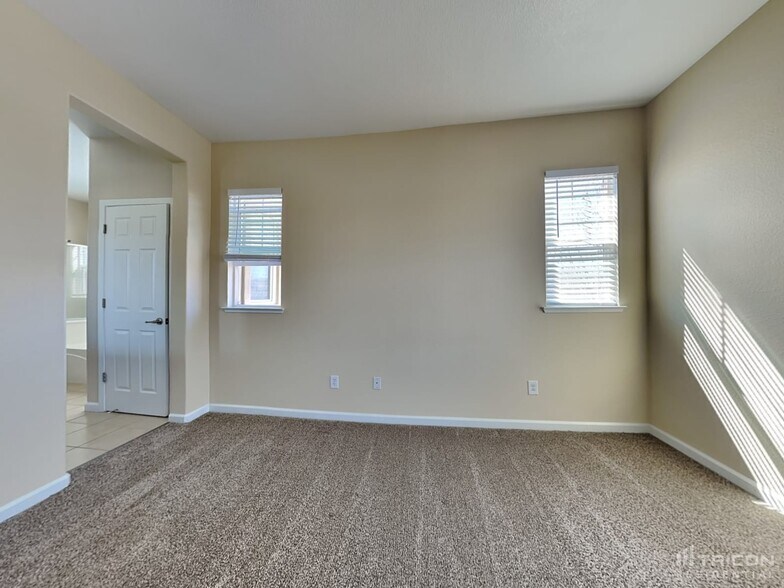 Building Photo - 7096 Sacred Cir