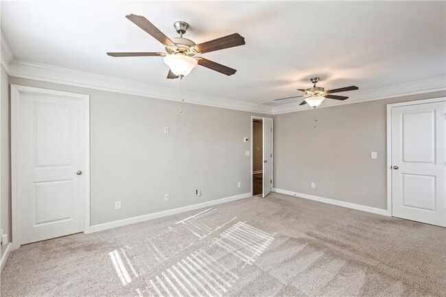 Building Photo - 1243 Willamette Way